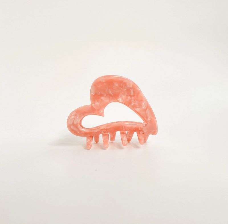 Adorro Gabriella Small Heart Shape Clip in Pink AD70