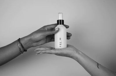 Riddle Oil Milky Spray Lotion Muse