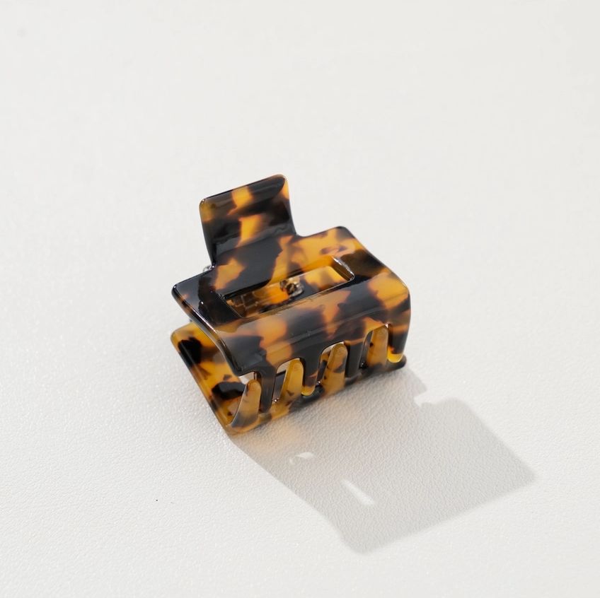 Adorro Simone Mini Square Claw Clip in Tortoise AD88