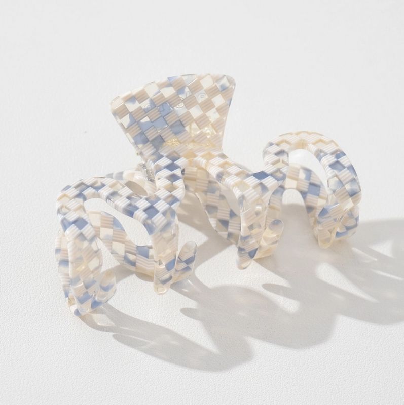 Adorro Blue Sand Checkerboard Wave Claw Clip AD120