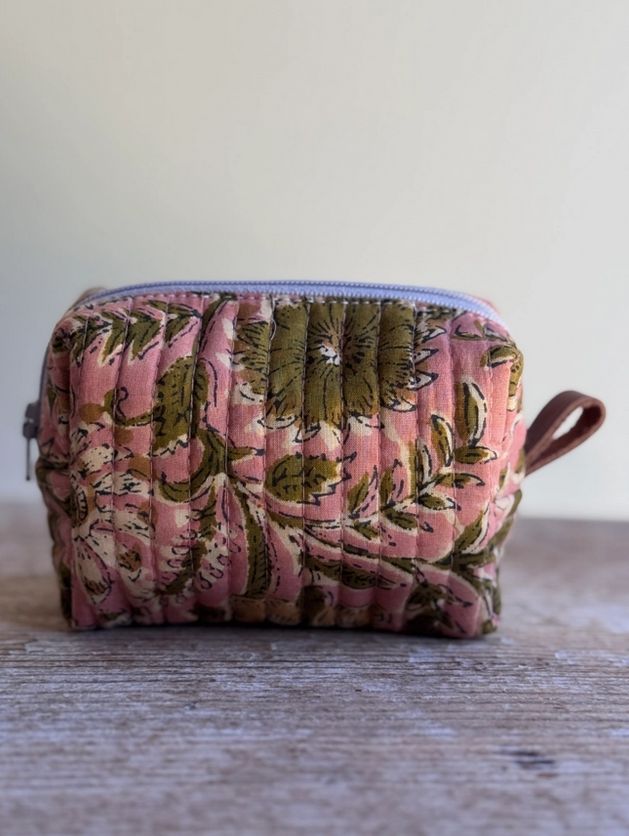 Belle's Nest Mini Makeup Pouch in Pink Floral BN5