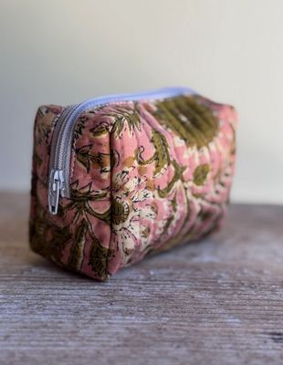 Belle's Nest Mini Makeup Pouch in Pink Floral BN5