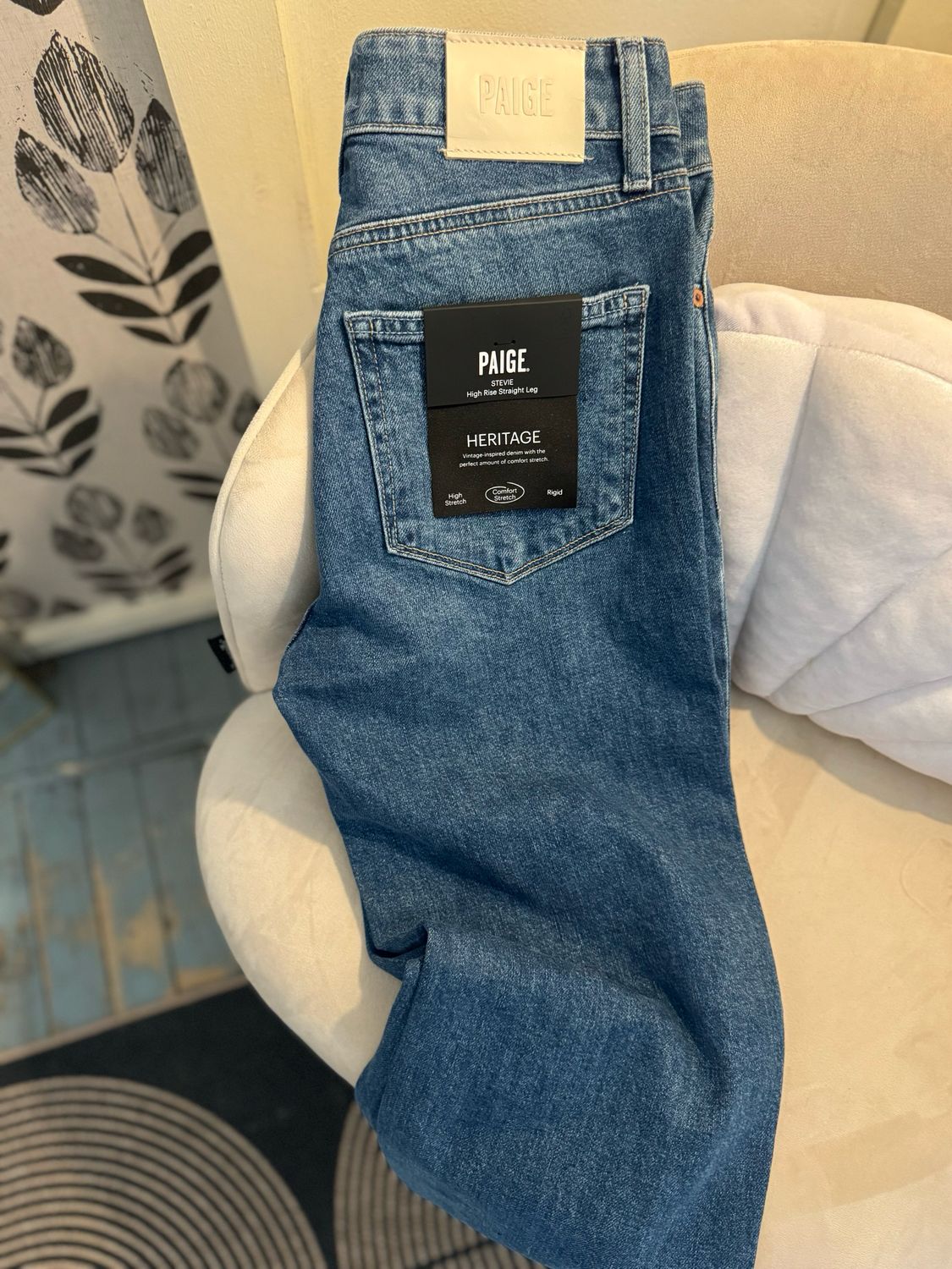 Paige Stevie 31in High Rise Straight Jean Bonjour