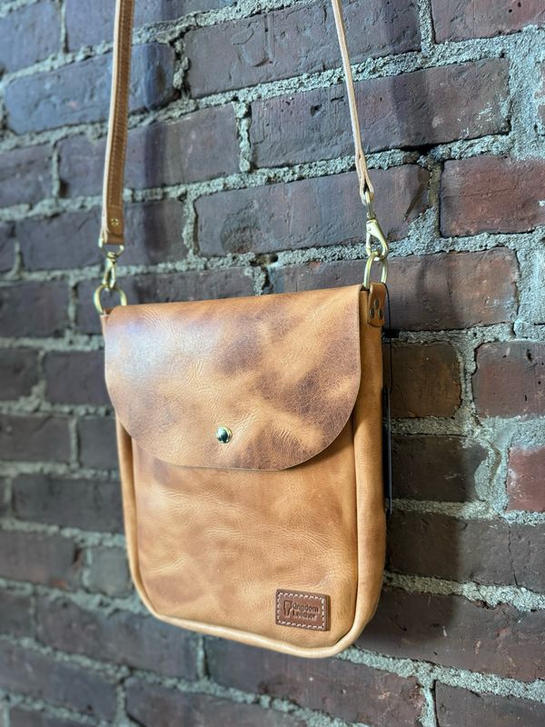 Kingdom Leather Terrapin Bag in Natural 