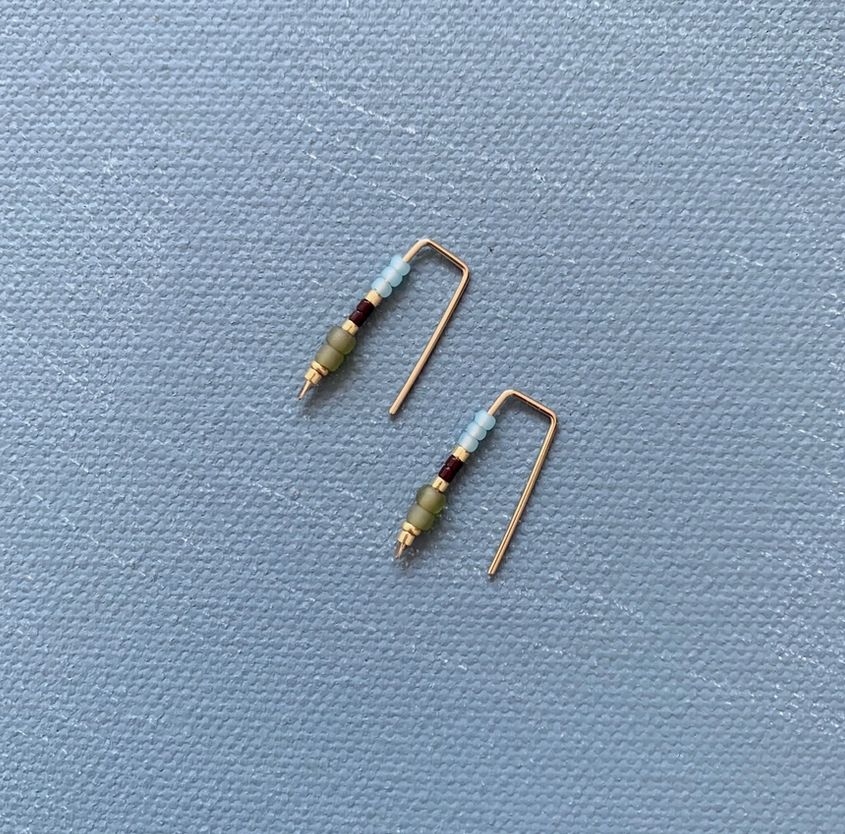 Alice Rise Little Quill Earring in Olive AL34