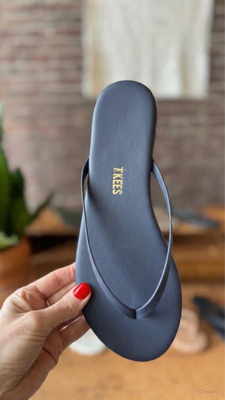 Tkees Solids No. 37 in Washed Black