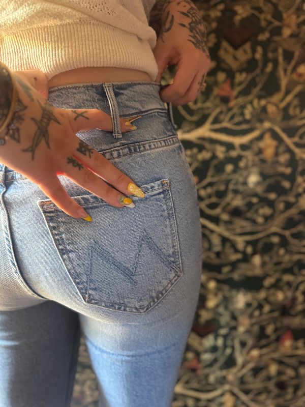 Mother The Hustler Ankle Fray in Sow Surreal