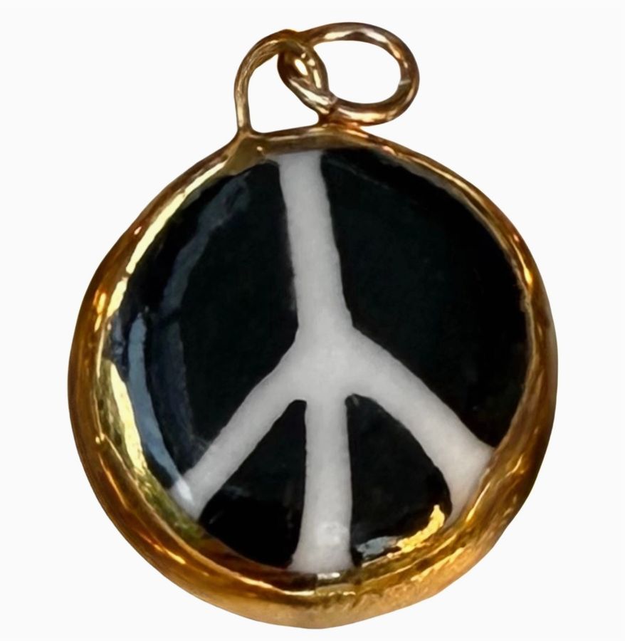 Sha Parle B&amp;W Peace Sign Charm SH2