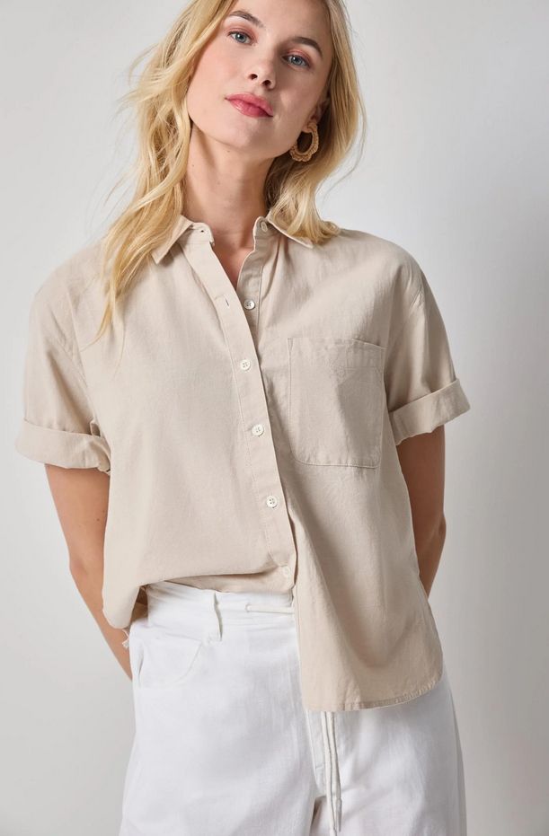 Lilla P Linen Blend Boyfriend Button Down (Two Colors)