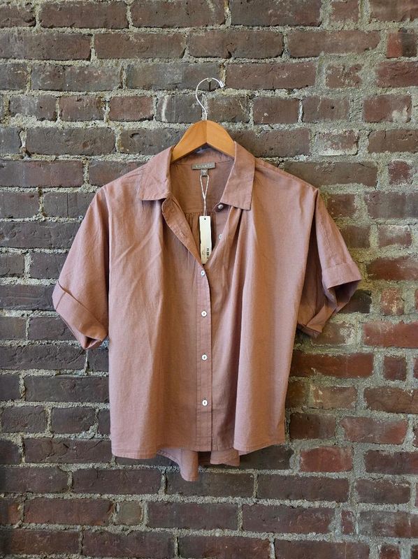 Lilla P Elbow Sleeve Button Down in Bark