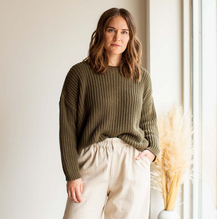 The Simple Folk The Chunky Knit Sweater in Olive
