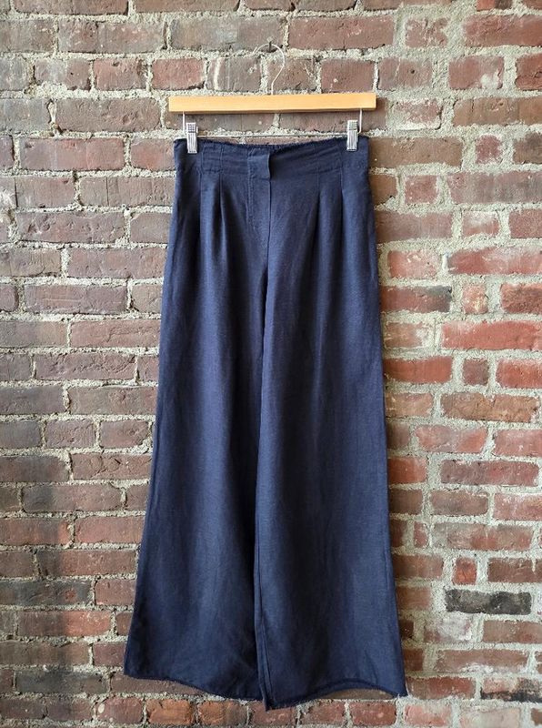 Mila Pleat Pants