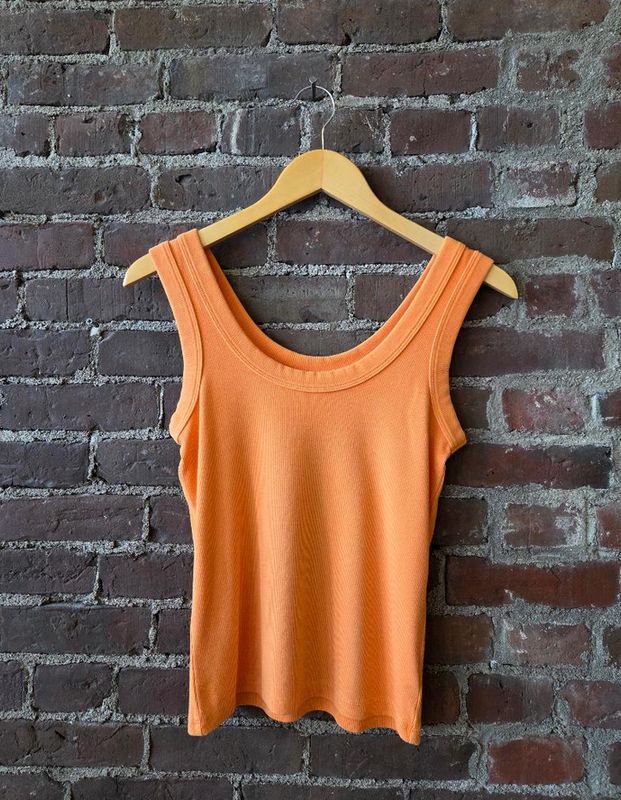 Mila Scoop Neck Tank (Two Colors)