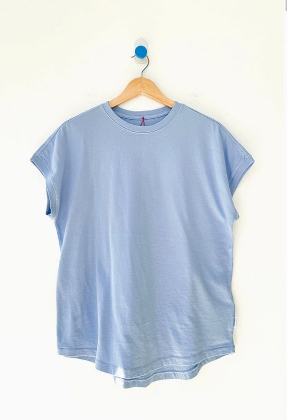 Le Bon Shoppe Ease Tee (Two Colors)