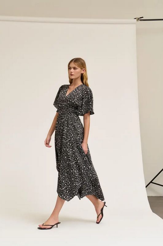 Grade &amp; Gather Unbalanced Skirt Floral Maxi Dress