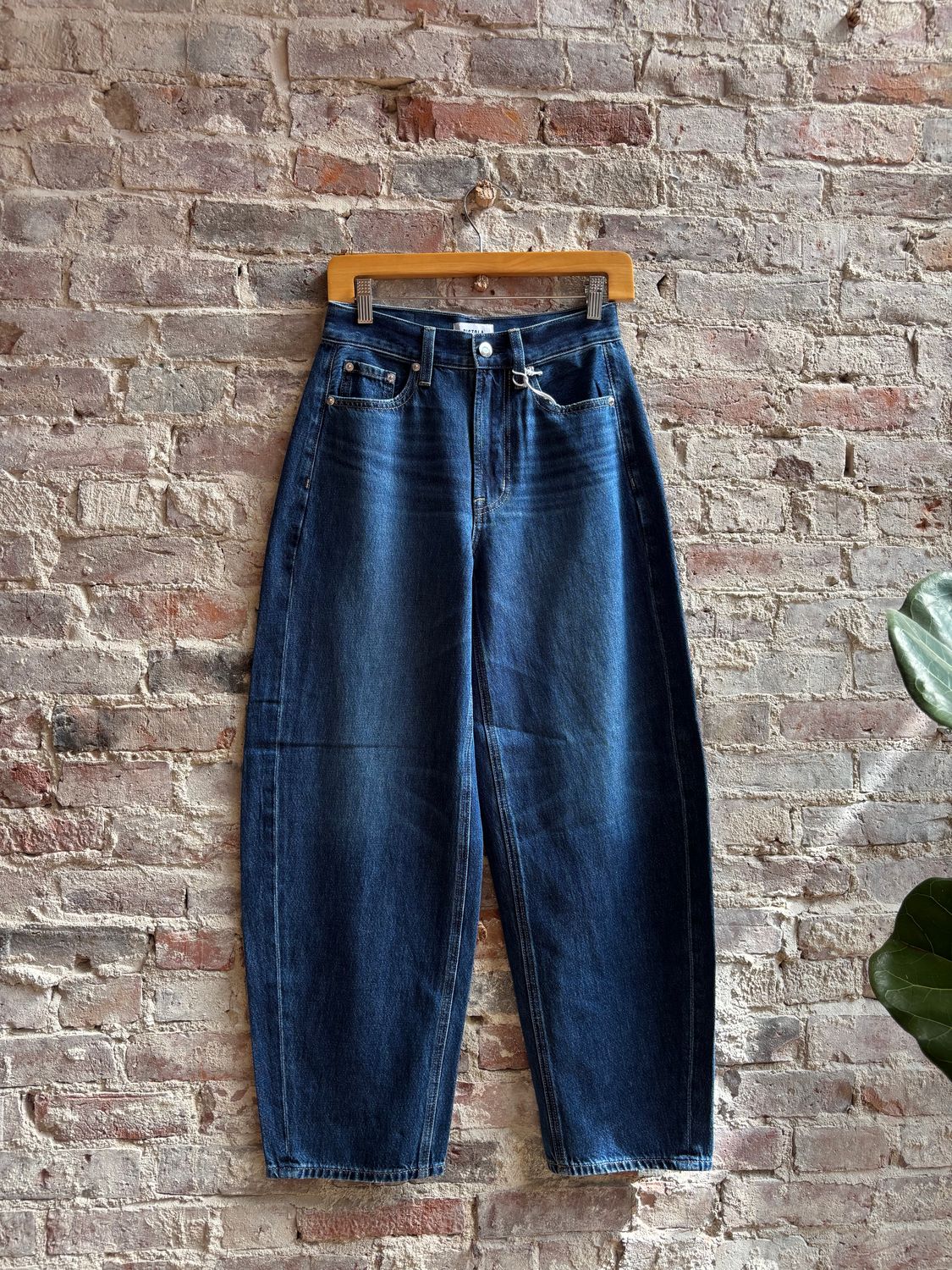 Pistola Sacha High Rise Relaxed Barrel in Nile