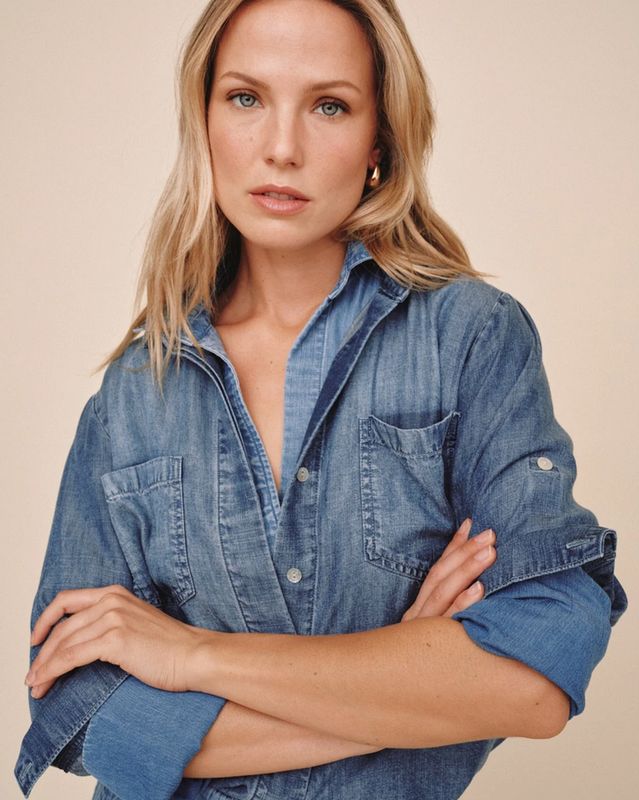 Bella Dahl Split Back Button Down in Shadow Blue