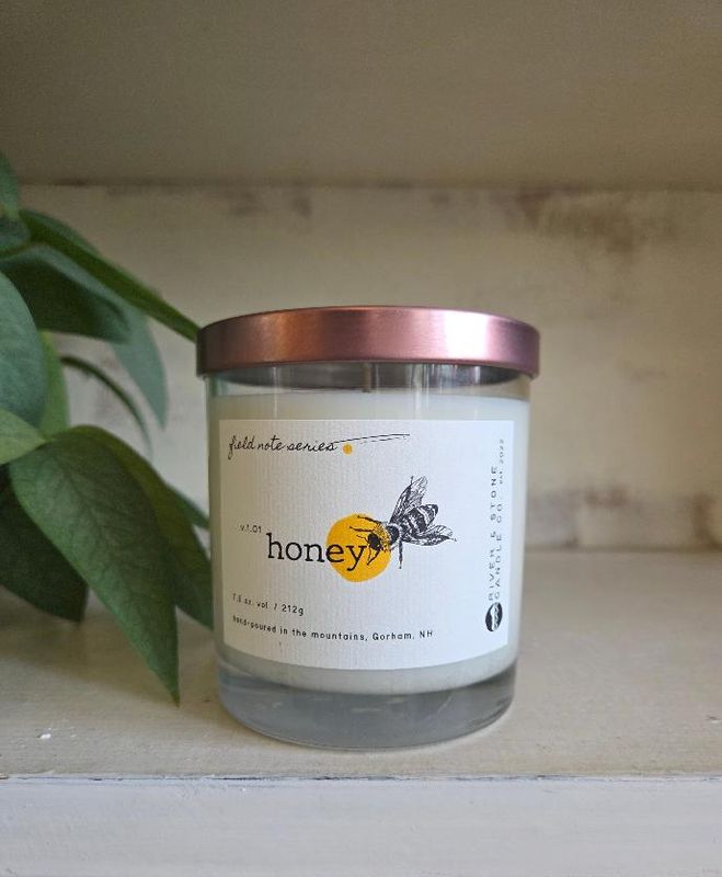 River &amp; Stone Candle Co. Honey Soy Candle RS23