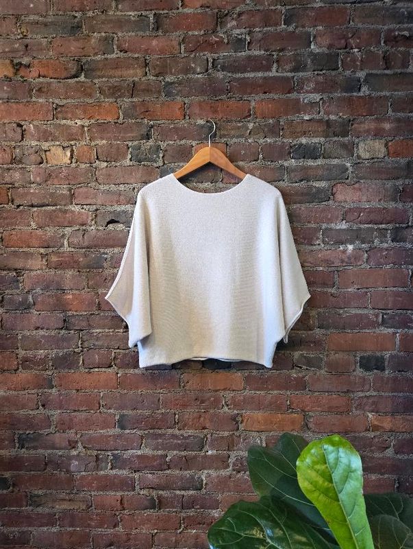 Milio Milano Crew Neck Batwing Knit Top (2 Colors)
