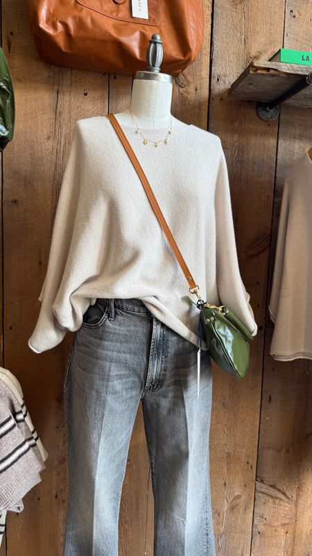 Milio Milano Crew Neck Batwing Knit Top (2 Colors)