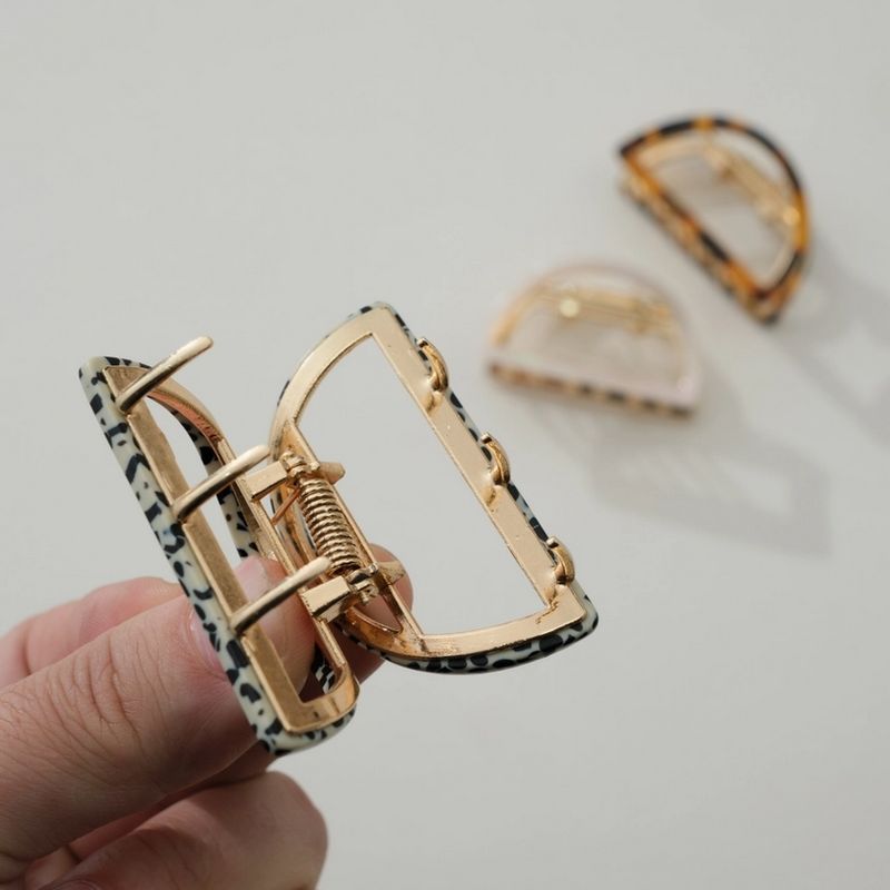 Adorro Rosalie Core Classic Half Moon Metal Claw Clip Small in Tortoise AD158