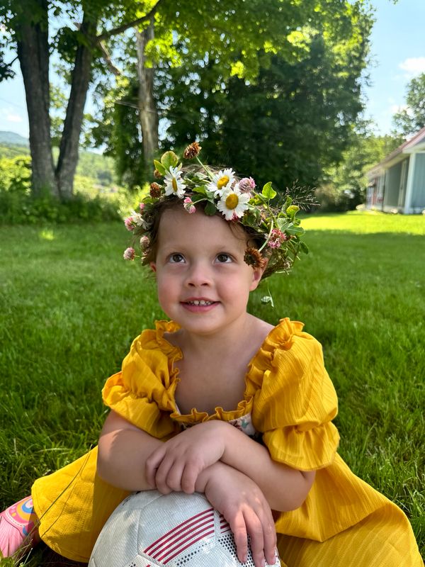 September First Friday Flower Crown Workshop