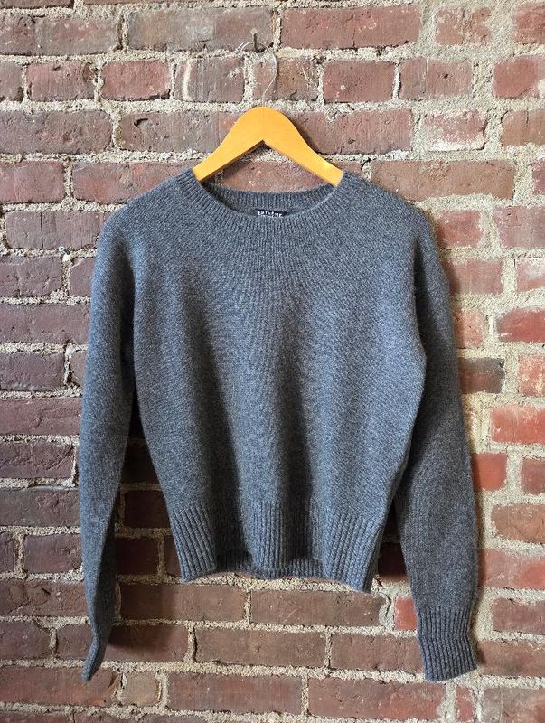Estheme Cashmere Fitted Crew Neck Sweater