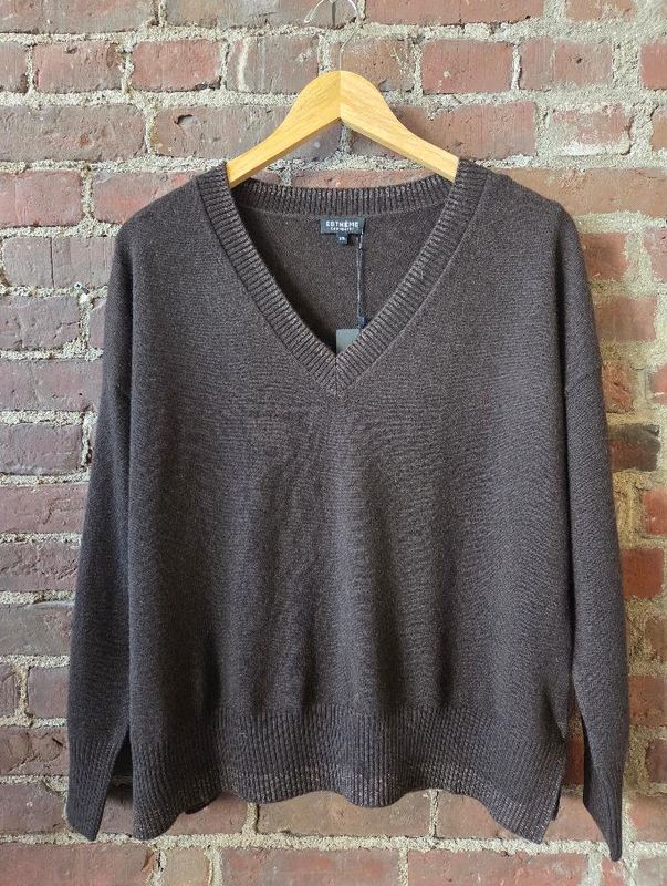 Estheme Cashmere Glitter V-Neck Pullover