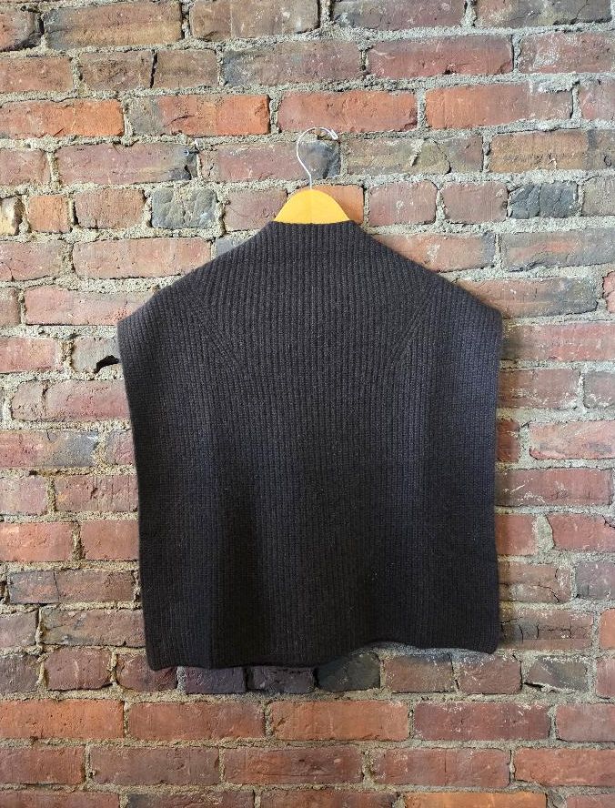 Estheme Cashmere Shell Vest with Hood