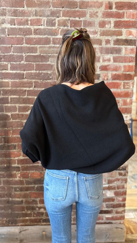 Milio Milano Asymmetrical Sweater (Two Colors)