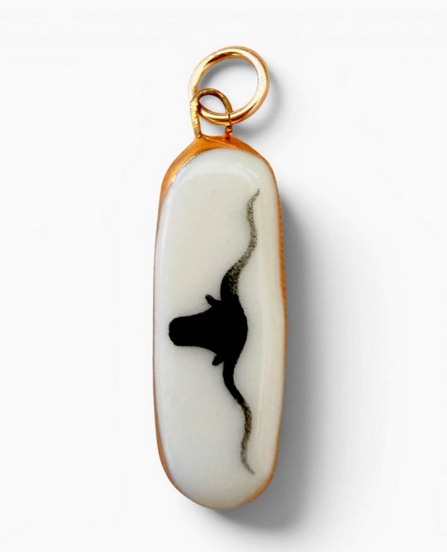Sha Parle Longhorn Charm SH60