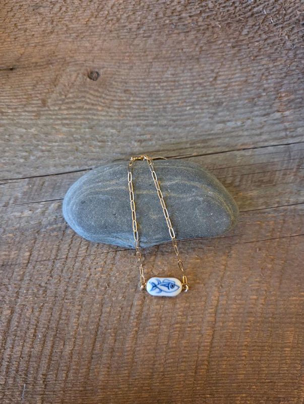 Sha Parle Paperclip Lucky Fish Charm Bracelet SH63