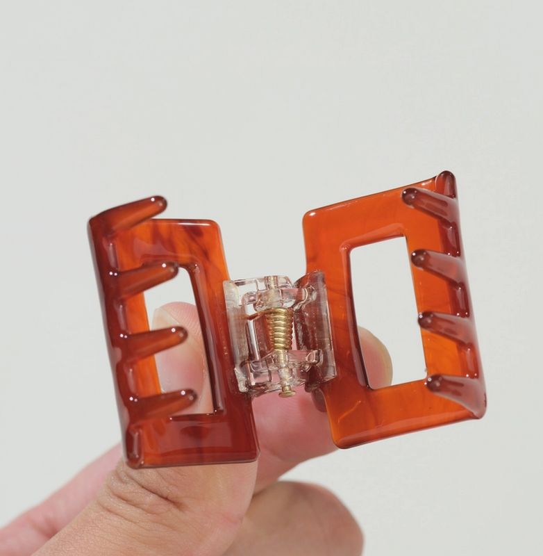 Adorro Cinnamon Spice Mini Claw Clip AD170