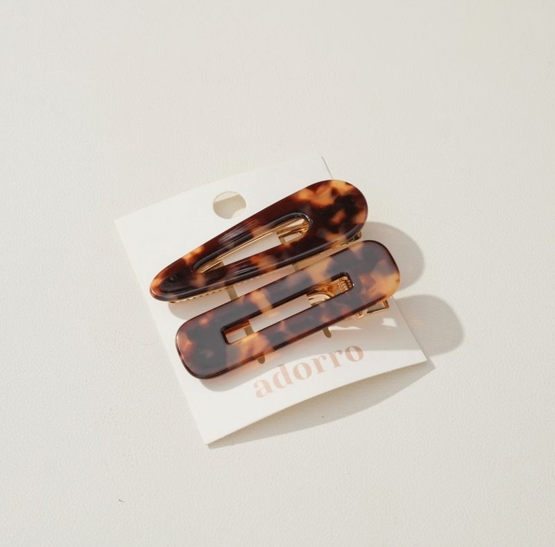 Adorro Gemma Core Barrette Hair Clip Set of 2 in Tortoise AD174