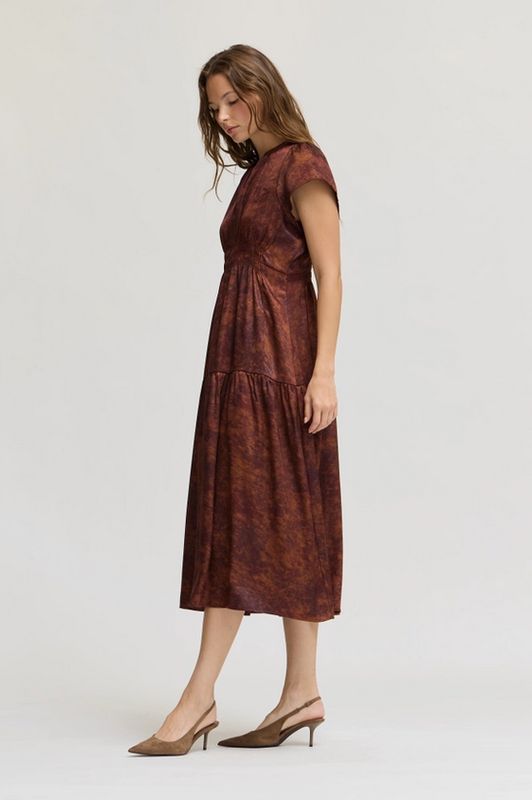 Grade &amp; Gather Printed Ruffle Satin Midi Dress