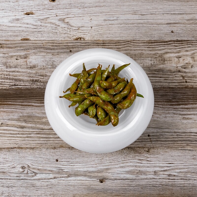 Edamame chilli ķiploku mērcē