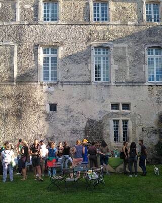 2021 : un tournage et un stand au Château de la Touche (26)