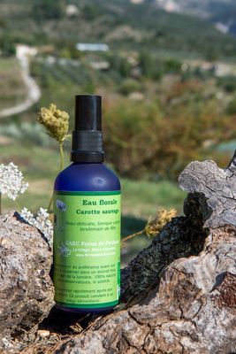 Huiles essentielles et eaux florales