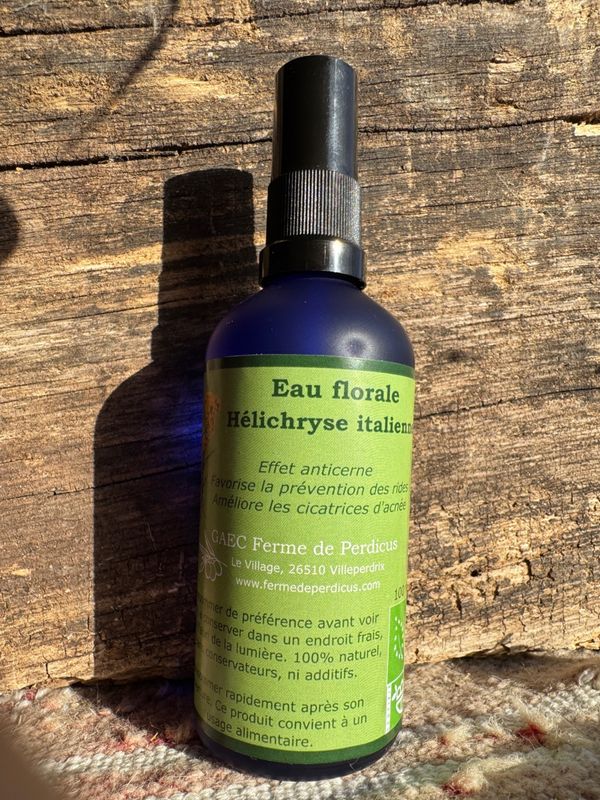 Eau florale d'Hélichryse - Immortelle BIO ( spray - 100ml ) Eau florale d'Hélichryse - Immortelle BIO ( spray - 100ml )