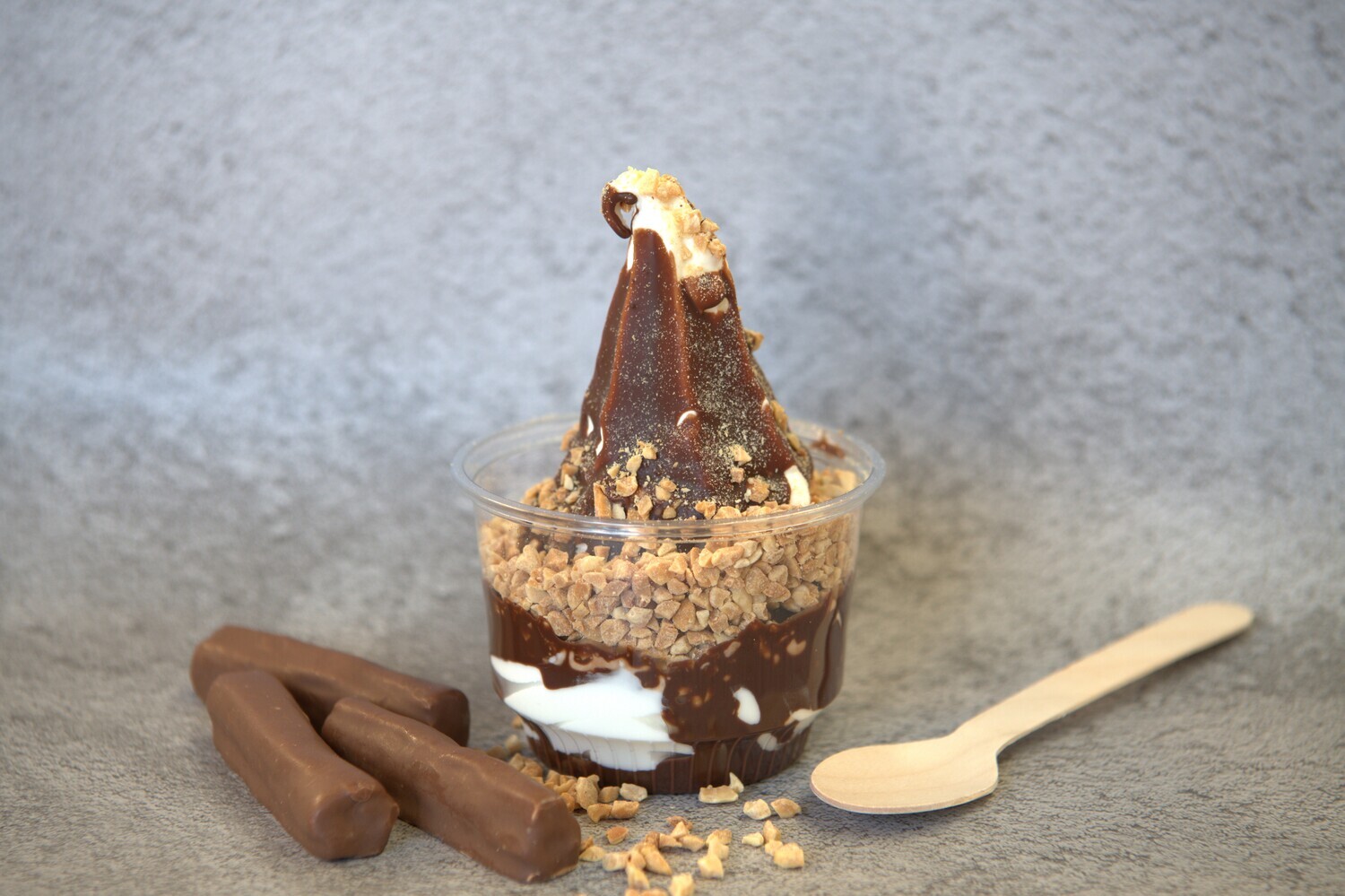 Double Cone Vanilla Soft Serve Choc Dip &amp; Nuts 