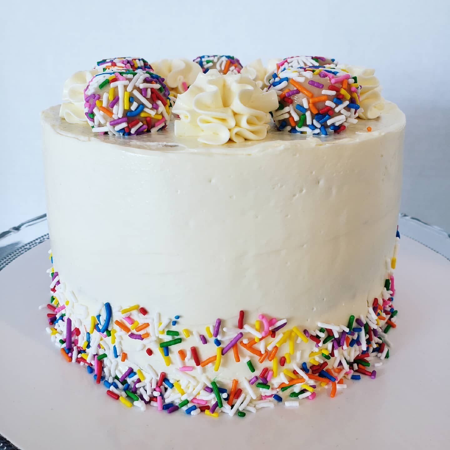 Deluxe Party Cake