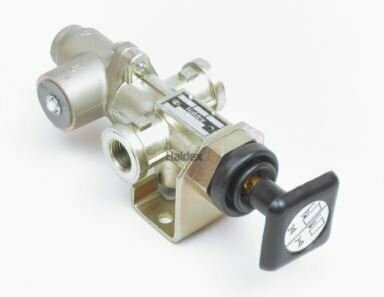 Multi-way valve black
