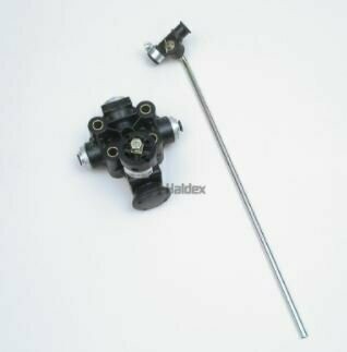 Levelling valve