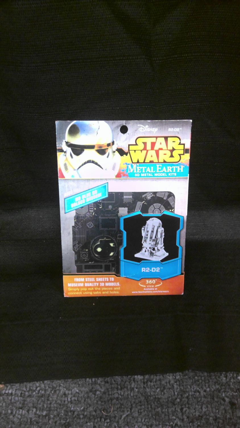 Metal Earth R2-D2 Model Kit