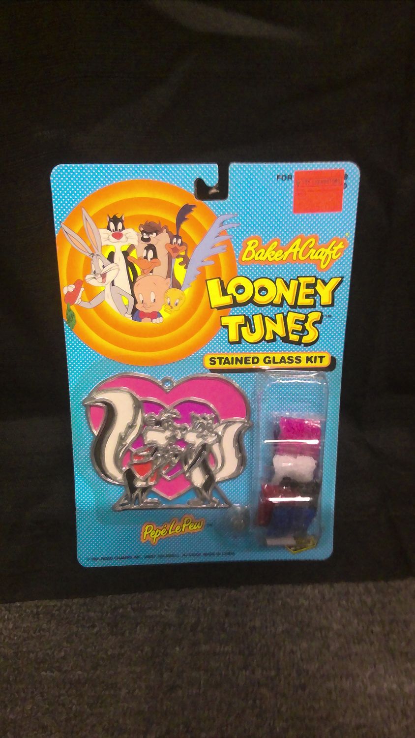 Looney Tunes Stained Glass Kit