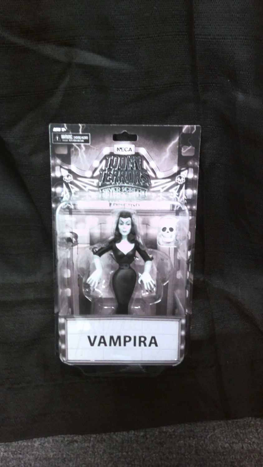 NECA Toony Terrors Vampira B&W NECA Toony Terrors Vampira B&W