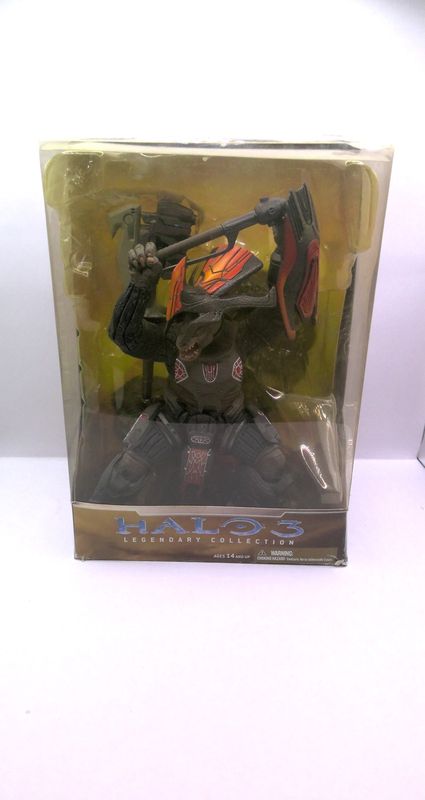 Halo 3 Legendary Collection Brute Chieftain