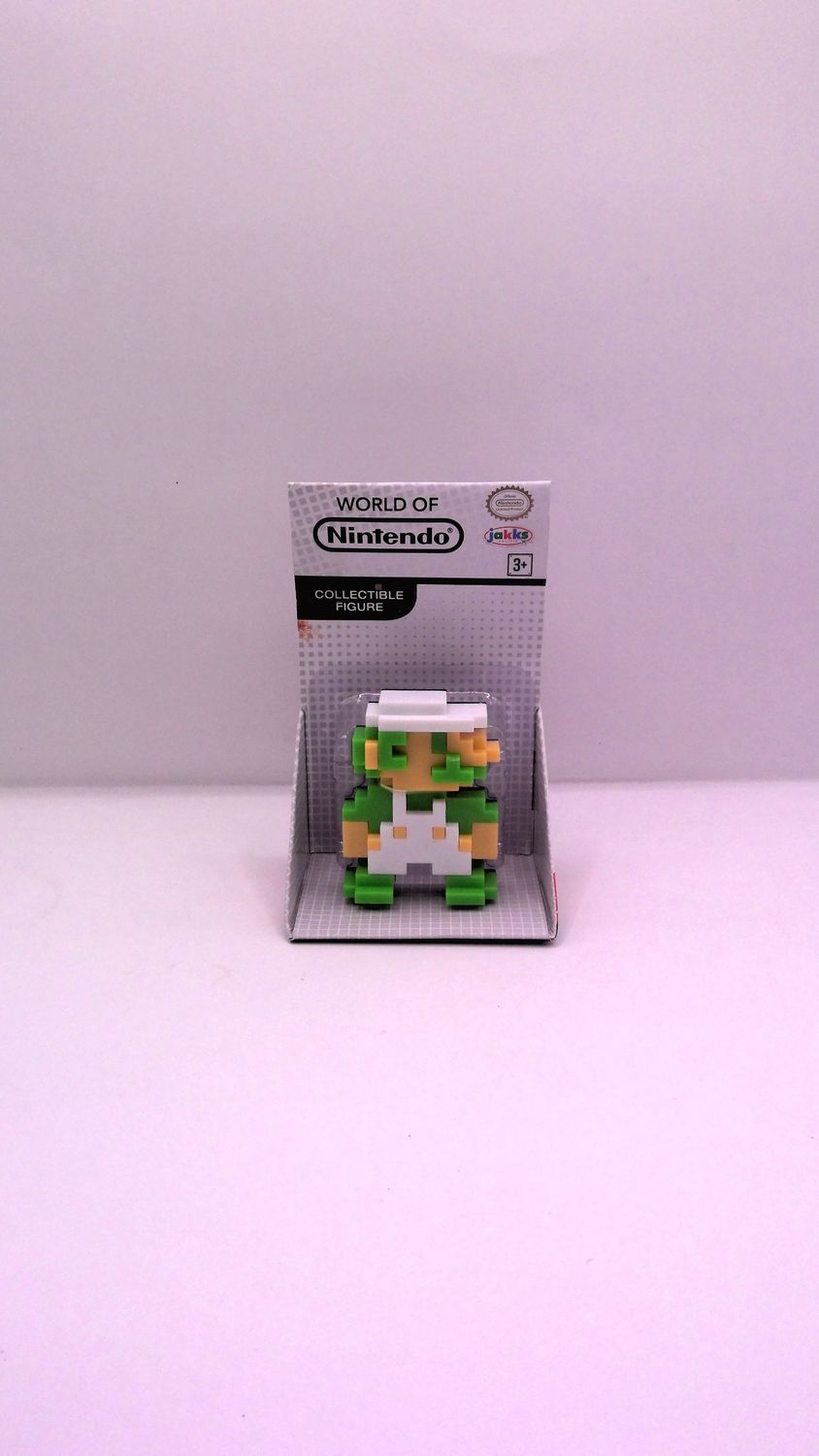 Jakks World Of Nintendo 8 bit Luigi