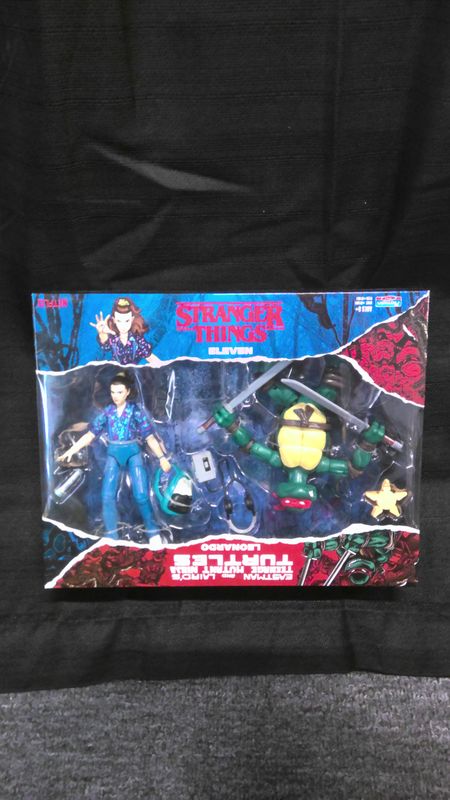 Playmates TMNT Stranger Things Leonardo and Eleven