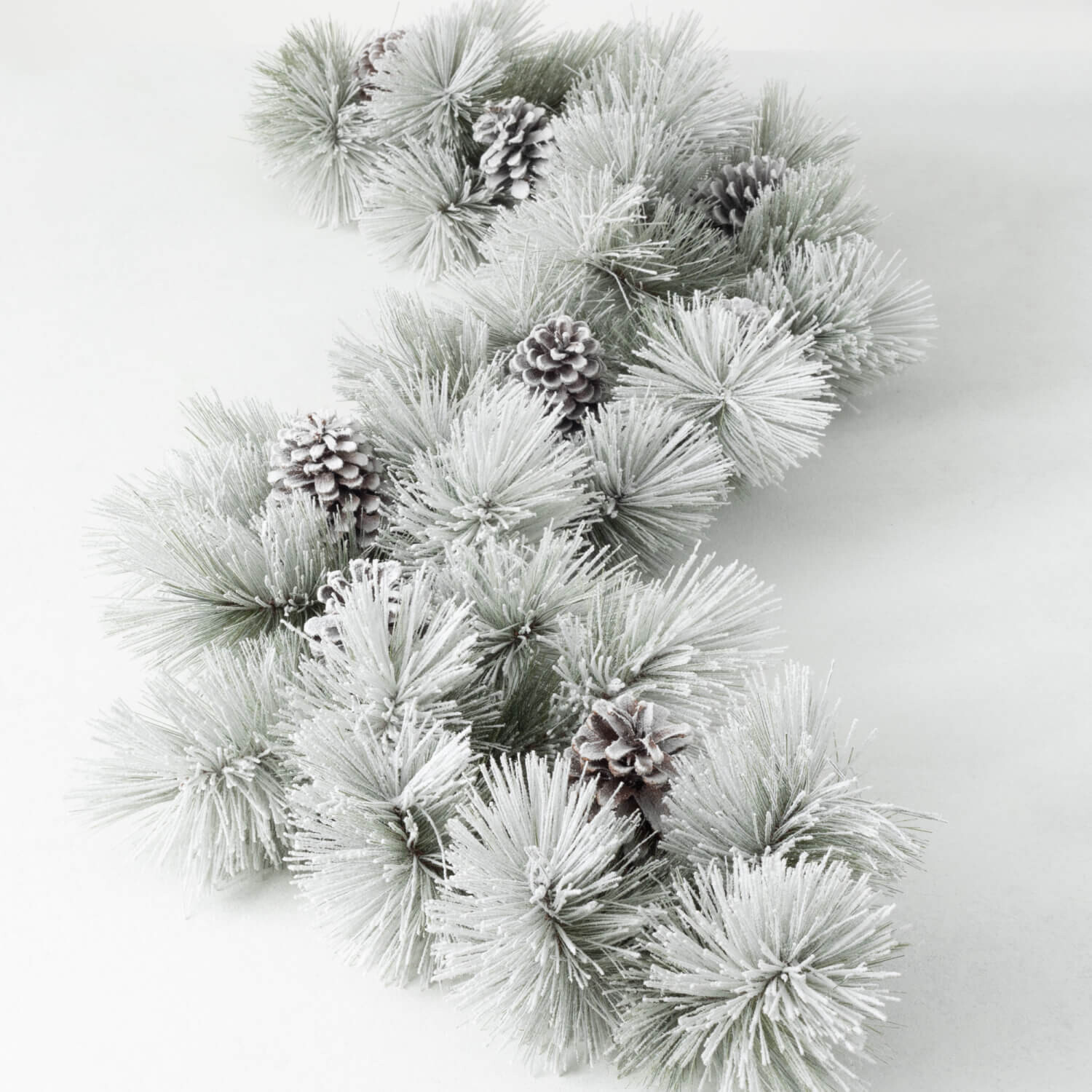 FLOCKED PINE GARLAND